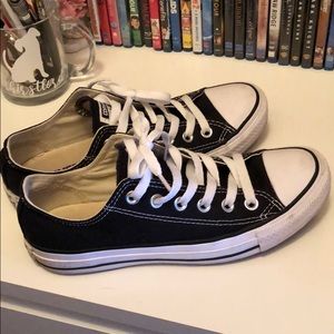 Converse Black
